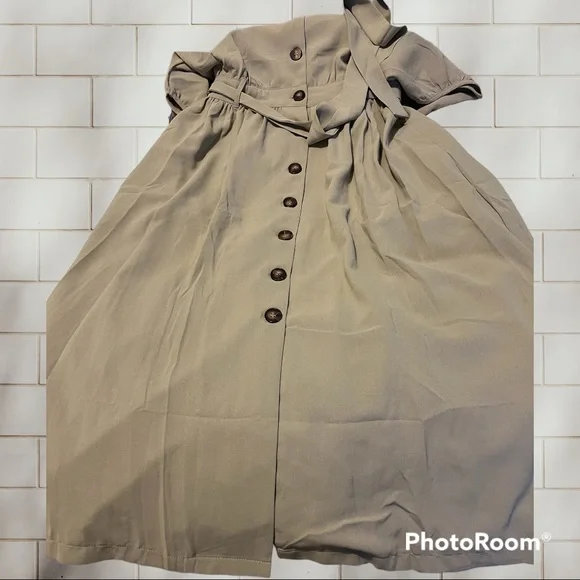 Belted Button Down Dress - Picture 4 of 6